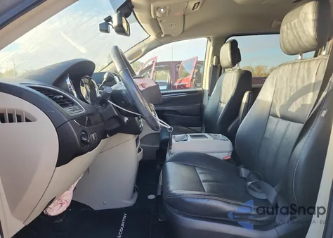 2015 Chrysler Town & Country Touring L from USA, damaged, VIN 2C4RC1CG9FR727794